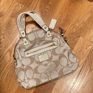 Small Coach purse. Never used.
